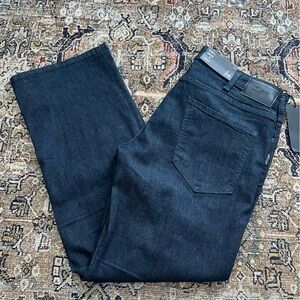 Silver jeans, Co. Relaxed fit straight leg size w36 L30